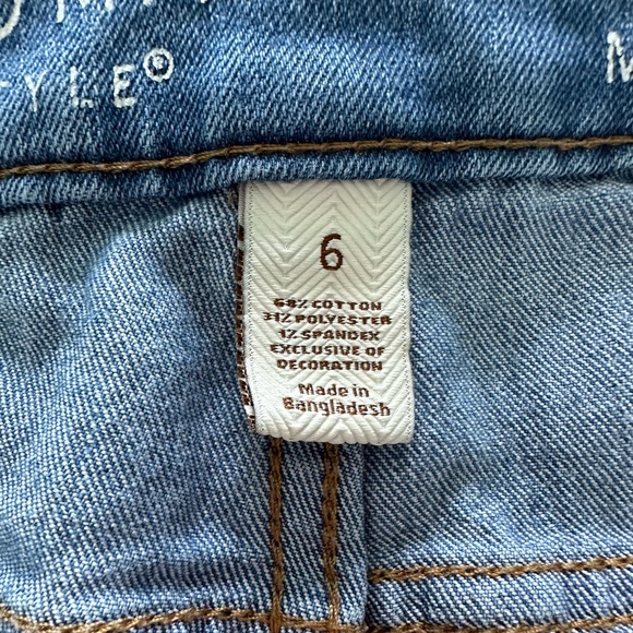 Sonoma, Life & Style Bermuda Shorts Size 6 Medium Blue Mid Rise NWOT - Picture 7 of 10